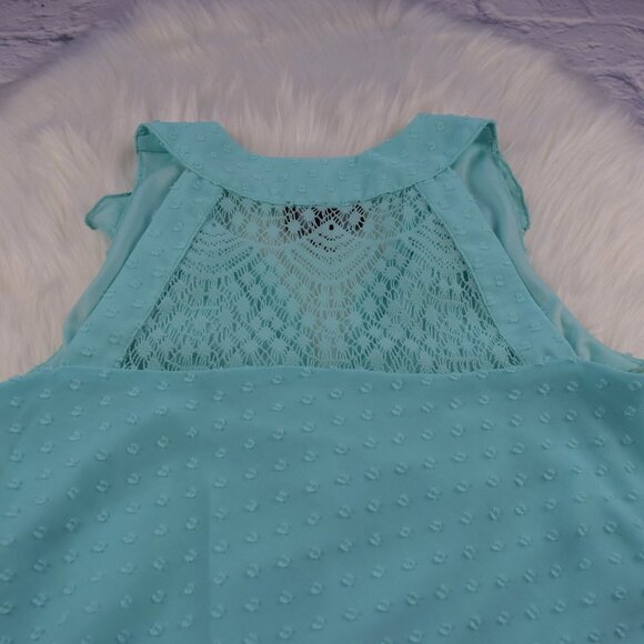 π°3/$25 IZ Byer Ruffle Neckline Mint Top Blouse - Picture 7 of 9